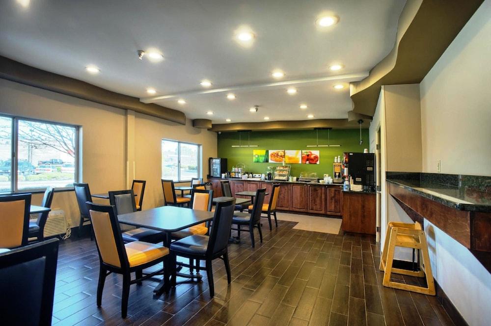 Quality Inn & Suites Birmingham - Highway 280 Eksteriør bilde