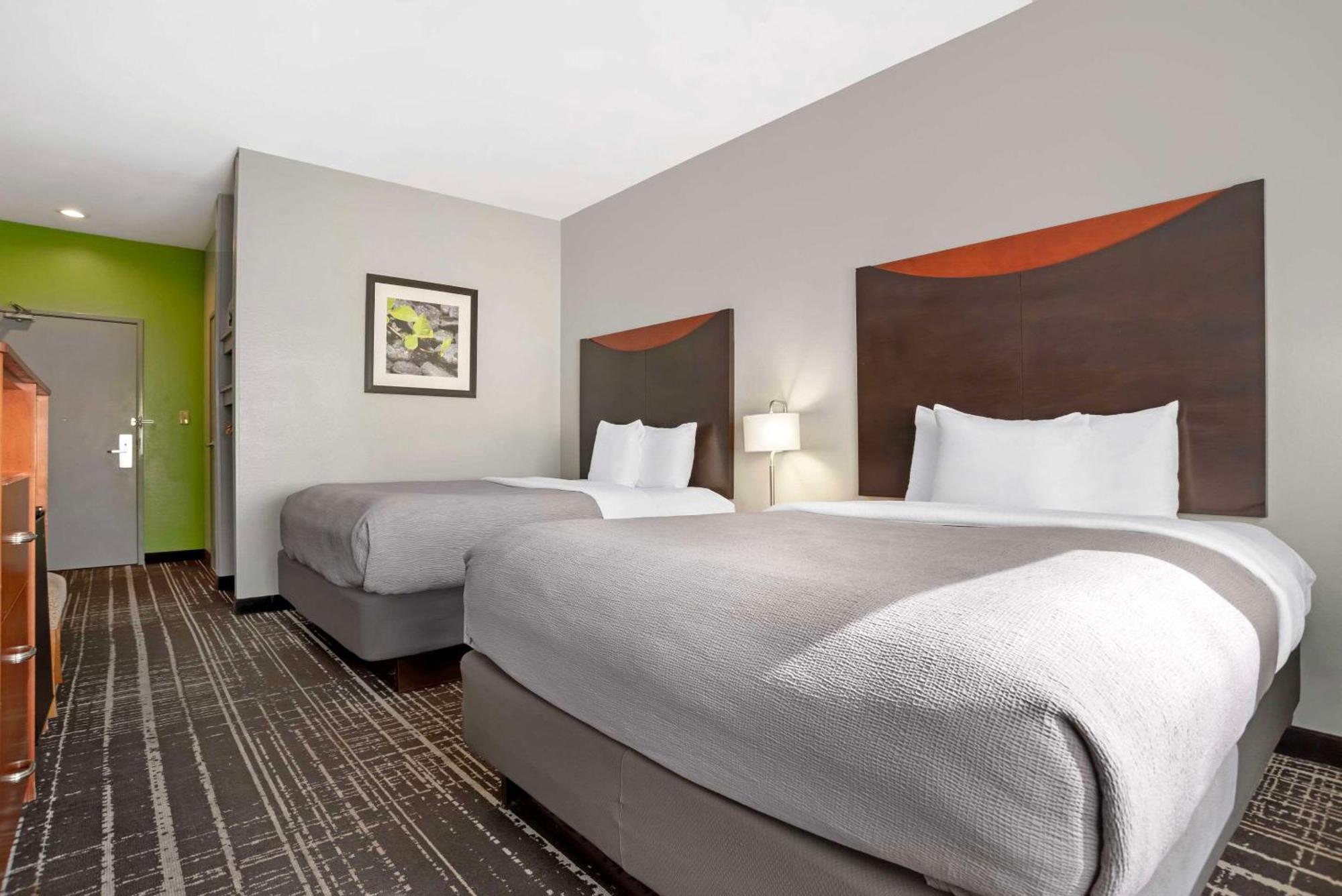 Quality Inn & Suites Birmingham - Highway 280 Eksteriør bilde