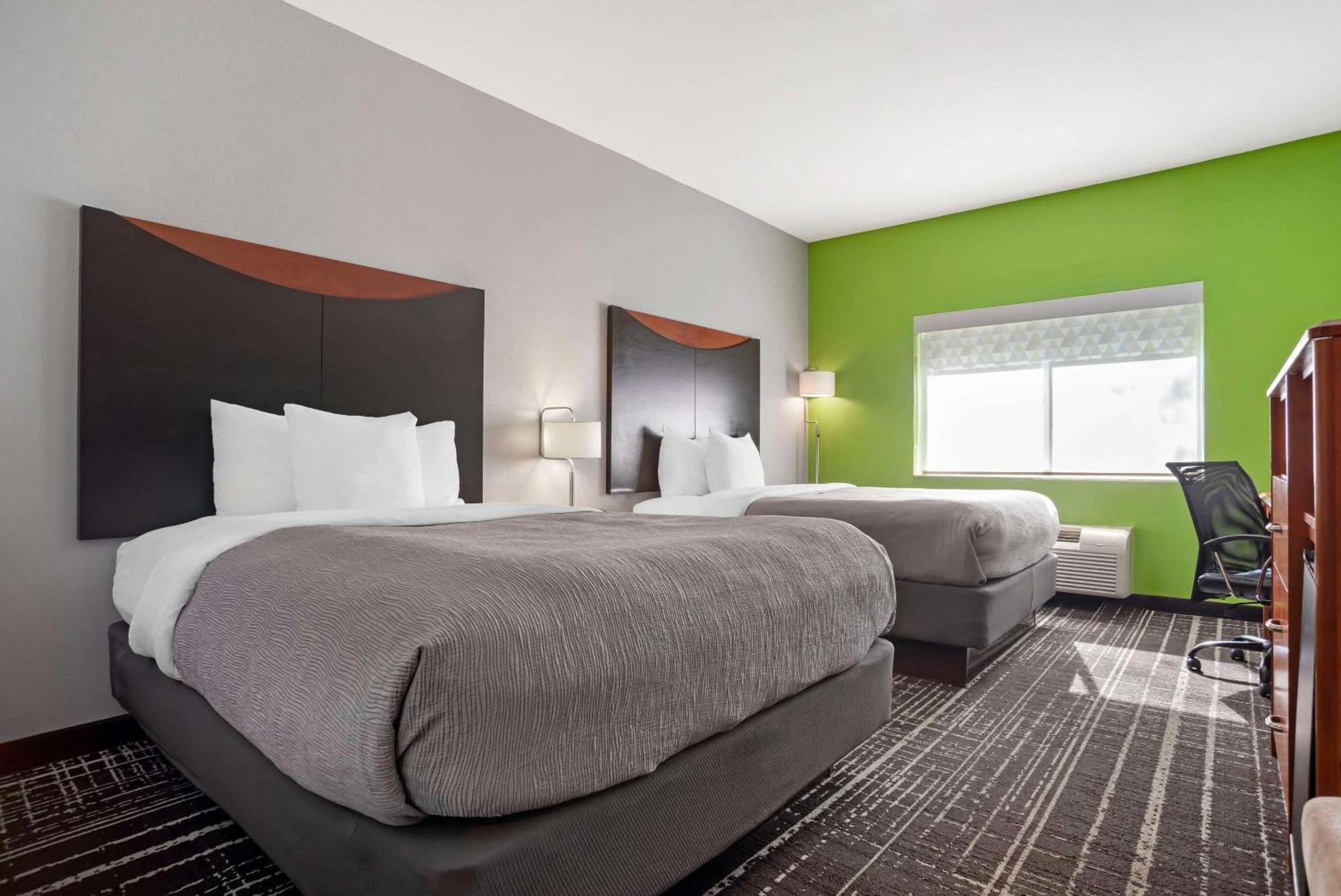 Quality Inn & Suites Birmingham - Highway 280 Eksteriør bilde