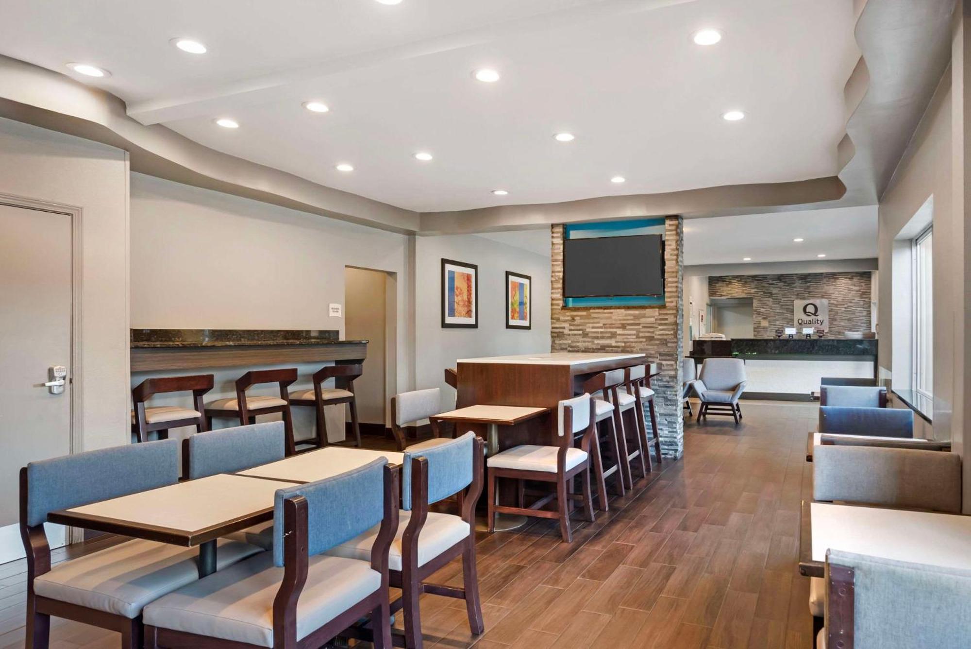 Quality Inn & Suites Birmingham - Highway 280 Eksteriør bilde