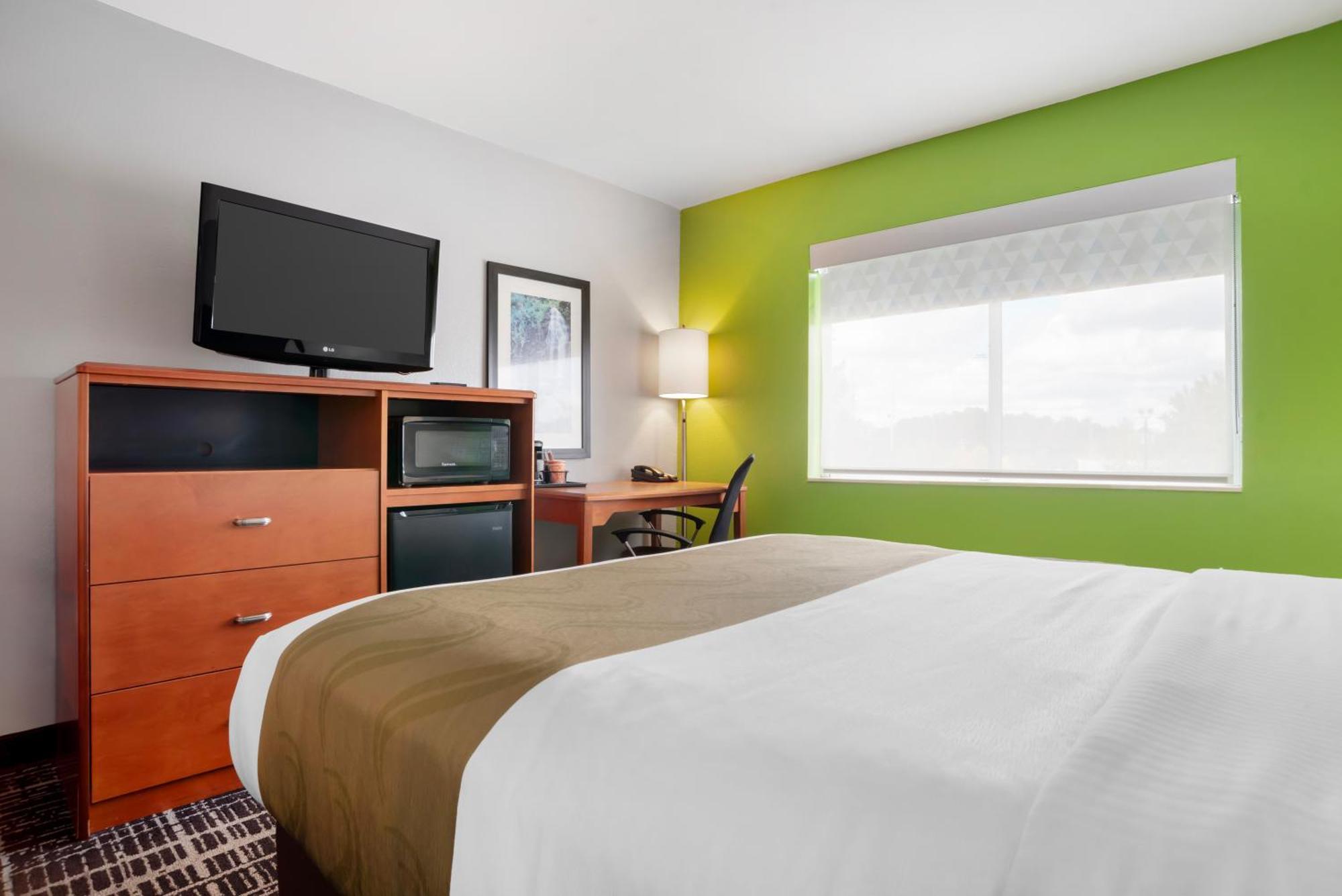 Quality Inn & Suites Birmingham - Highway 280 Eksteriør bilde