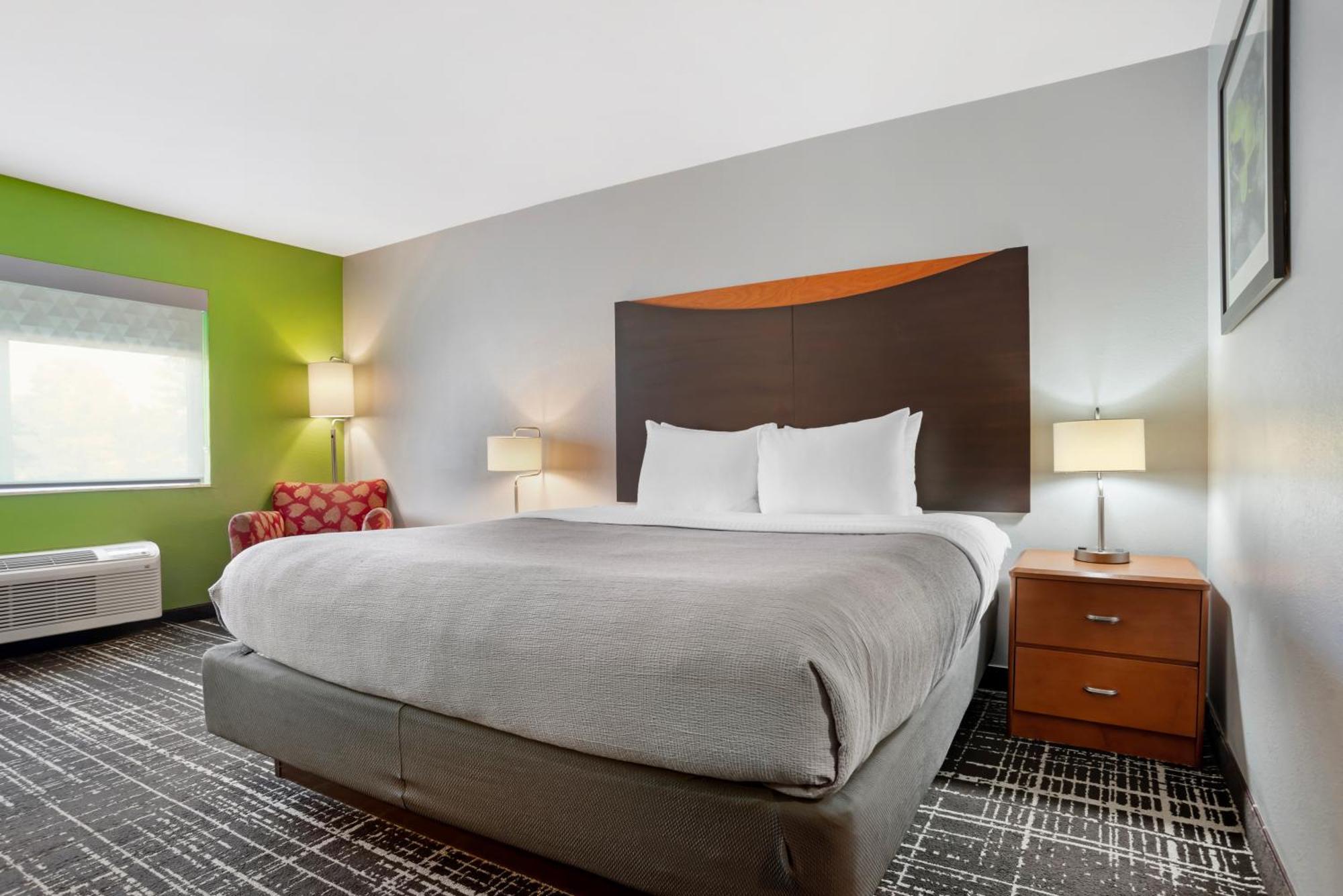 Quality Inn & Suites Birmingham - Highway 280 Eksteriør bilde
